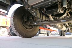东风商用车 天锦中卡 180马力 4X2 7.7米厢式载货车(DFH5160XXYBX2JV)