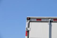 东风商用车 天锦中卡 180马力 4X2 7.7米厢式载货车(DFH5160XXYBX2JV)