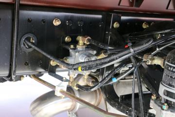 �������ó� ����п� 160���� 4X2 6.75�ײ�դʽ�ػ���ͼƬ