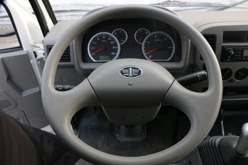 һ������ ��ž���1ϵ 78���� 4X2 3.02����ж��(CA3040K3LE5)ͼƬ