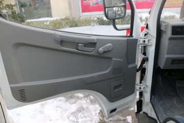 һ������ ��ž���1ϵ 78���� 4X2 3.02����ж��(CA3040K3LE5)ͼƬ