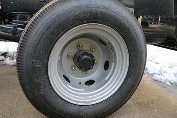 һ������ ��ž���1ϵ 78���� 4X2 3.02����ж��(CA3040K3LE5)ͼƬ