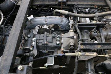 һ������ ��ž���1ϵ 78���� 4X2 3.02����ж��(CA3040K3LE5)ͼƬ