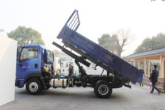 飞碟奥驰 X6系列 165马力 4X2 4.2米自卸车(FD3046W63K5-1)
