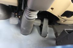 飞碟奥驰 A3系列 130马力 4.17米单排栏板轻卡底盘(FD1041W17K5-2)