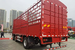 东风柳汽 新乘龙M3中卡 200马力 6X2 7.8米仓栅式运输车(LZ5253CCYM3CB)