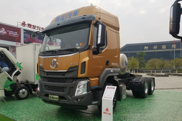 东风柳汽 乘龙H5重卡 380马力 6X4 LNG牵引车(LZ4250M5DB)