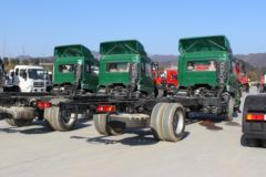 东风商用车 天锦中卡 180马力 4X2 6.2米栏板载货车(DFH1120B1)