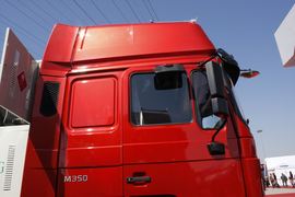 远威&nbsp;牵引车外观                                                图片