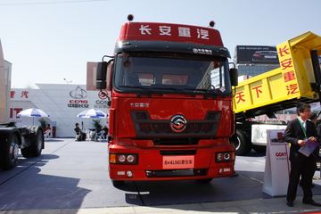 远威 牵引车外观                                                图片