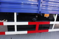 北京 旗龙中卡 136马力 4X2 6.2米栏板载货车(BJ1126PPU91)