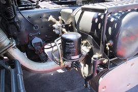 乘龙M5&nbsp;牵引车底盘                                                图片