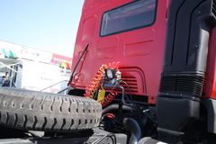 东风柳汽 霸龙507重卡 375马力 6X4 牵引车(LZ4251M3)