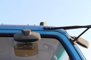 �ɵ��³� D3ϵ�� 170���� 4X2 ƽ�����䳵ͼƬ