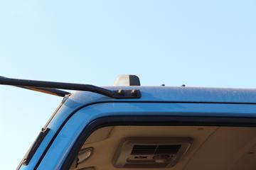 �ɵ��³� D3ϵ�� 170���� 4X2 ƽ�����䳵ͼƬ