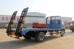 驻马店锦驰汽车销售公司十年店庆，降价给广大客户朋友们。