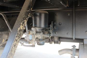 �ɵ��³� D3ϵ�� 170���� 4X2 ƽ�����䳵ͼƬ