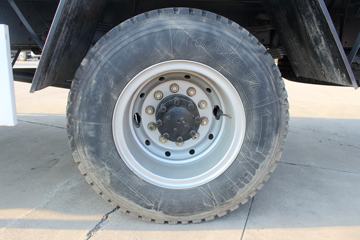 �ɵ��³� D3ϵ�� 170���� 4X2 ƽ�����䳵ͼƬ