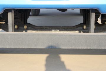 �ɵ��³� D3ϵ�� 170���� 4X2 ƽ�����䳵ͼƬ