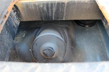 �ɵ��³� D3ϵ�� 170���� 4X2 ƽ�����䳵ͼƬ