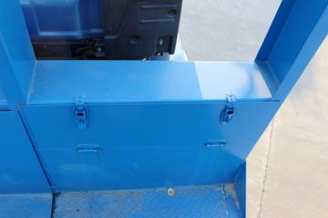 �ɵ��³� D3ϵ�� 170���� 4X2 ƽ�����䳵ͼƬ