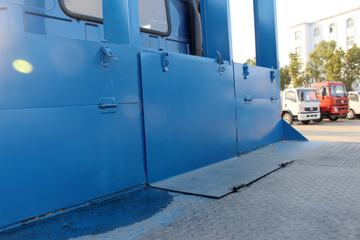 �ɵ��³� D3ϵ�� 170���� 4X2 ƽ�����䳵ͼƬ