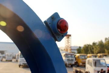 �ɵ��³� D3ϵ�� 170���� 4X2 ƽ�����䳵ͼƬ