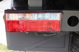 东风多利卡底盘&nbsp;扫路车底盘图片