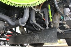东风 多利卡D9 210马力 4X2 洗扫车(中联牌)(ZLJ5180TXSX1EQE5)