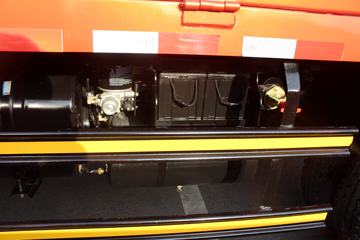 ���� ����T15 129���� 3.7����ж��(EQ3041L8GDAAC)ͼƬ