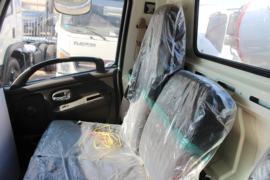 奥驰D系&nbsp;混凝土搅拌车驾驶室                                               图片