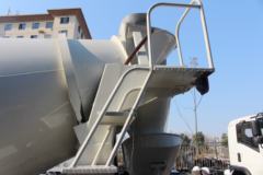 飞碟奥驰 D3系列 116马力 4X2 1.5方混凝土搅拌车(YZR5080GJBFD)