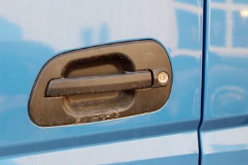 �ɵ��³� D3ϵ�� 116���� 4X2 ƽ�����䳵ͼƬ