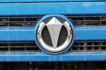 �ɵ��³� D3ϵ�� 116���� 4X2 ƽ�����䳵ͼƬ