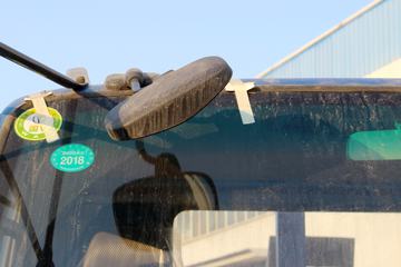 �ɵ��³� D3ϵ�� 116���� 4X2 ƽ�����䳵ͼƬ