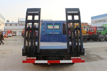 �ɵ��³� D3ϵ�� 116���� 4X2 ƽ�����䳵ͼƬ