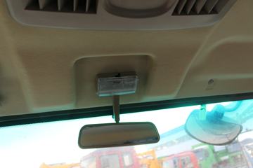 �ɵ��³� D3ϵ�� 116���� 4X2 ƽ�����䳵ͼƬ