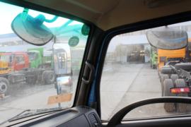 奥驰D系&nbsp;平板运输车驾驶室图片