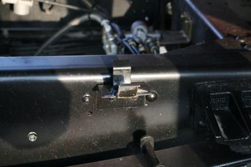 ���� ����T15 129���� 3.7����ж��(EQ3041L8GDAAC)ͼƬ