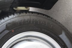 东风途逸 T5 1.5L 110马力 单排厢式宣传车(程力威牌)(CLW5030XXCE5)