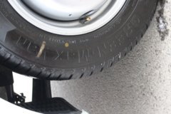 东风途逸 T5 1.5L 110马力 单排厢式宣传车(程力威牌)(CLW5030XXCE5)