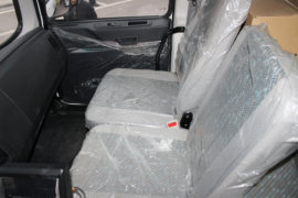 东风多利卡底盘&nbsp;扫路车驾驶室图片