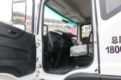 东风 多利卡D9 210马力 4X2 洗扫车(中联牌)(ZLJ5180TXSX1EQE5)