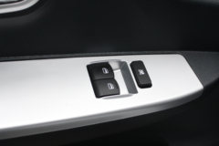 东风途逸 T5 1.5L 110马力 单排厢式宣传车(程力威牌)(CLW5030XXCE5)