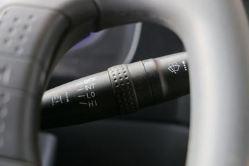 ���� ����R7 143���� 5.1����ж��ͼƬ