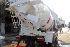 东风特商 140马力 4X2 3.3方混凝土搅拌车(EQ5165GJBFV1)