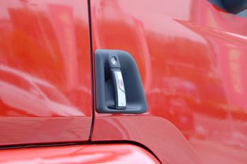 �������� ����H5�п� 220���� 4X2 6.8�ײ�դʽ�ػ���(�߶�˫��)(LZ5182CCYM3AB)ͼƬ