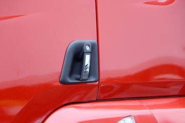 �������� ����H5�п� 220���� 4X2 6.8�ײ�դʽ�ػ���(�߶�˫��)(LZ5182CCYM3AB)ͼƬ