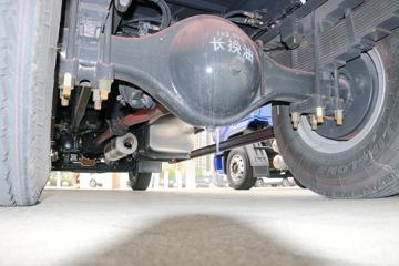 �������� ����H5�п� 220���� 4X2 6.8�ײ�դʽ�ػ���(�߶�˫��)(LZ5182CCYM3AB)ͼƬ