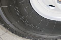 东风柳汽 乘龙H5中卡 220马力 4X2 6.8米仓栅式载货车(高顶双卧)(LZ5182CCYM3AB) 东风柳汽 乘龙H5中卡 220马力 4X2 6.8米仓栅式载货车(高顶双卧)(LZ5182CCYM3AB)